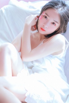 被无数性器调教成性奴的污文